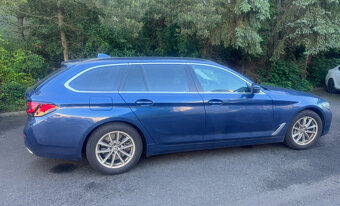 Prodám BMW 530d xDrive Touring ,Laser light,210kW, modrá - 2