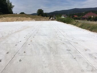 Prefabrikované silniční panely 3 x 2 x 0,15 m - 2