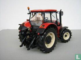 Model traktor zetor forterra 12441 1:32 - 2