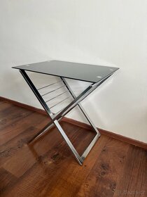 Skleněný stolek - 2