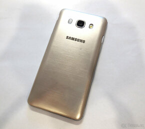 Galaxy J5 2016 zlatý - 2