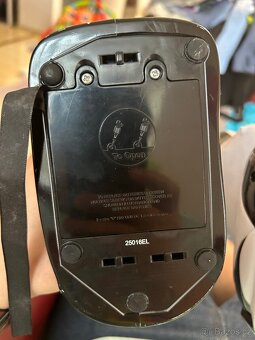 Velký robot WowWee Robosapien s ovladačem - 2