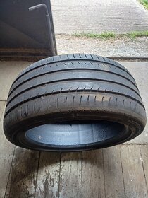Letní pneu 245/40 R18 Vredestein - 2