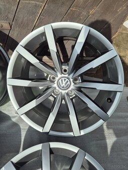 5x112 r18 Vw Passat B8 R line -Monterey - 2