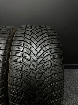Sada pneu Bridgestone 235/45/18 98V - 2
