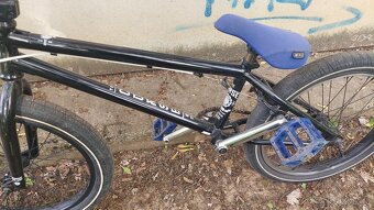 BMX kolo freestyle - 2