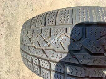 Prodam 215/70 R16 - 2
