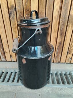 Smaltovaná bandaska - 2
