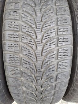 235/60/18 zimni pneu PIRELI BRIDGESTONE 235/60 R18 - 2