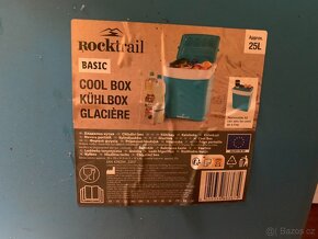 Box na mražené , Praha 6, skoro nové. - 2