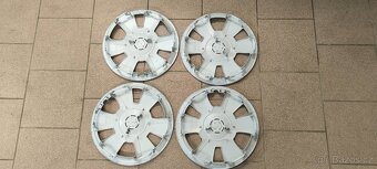 Poklice 15" Renault orig. nové - 2