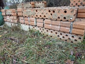 Šamotové cihly 4 druhy,roury 180 (v Jevíčko) - 2