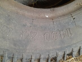 Prodám jetou pneu 14,00-24 Barum - 2