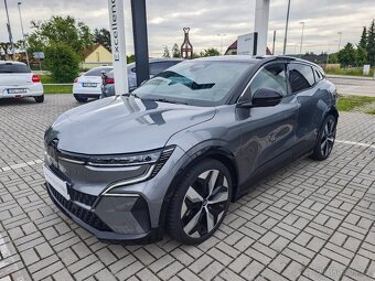 Mégane E-TECH Techno EV60 220k 162kW po 1. majiteli - 2
