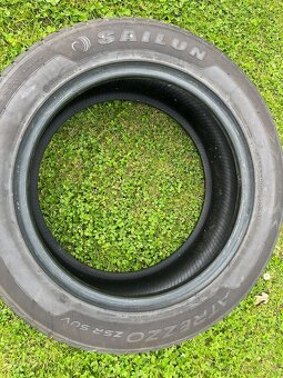 Letní pneu 235/55 r18 - 2