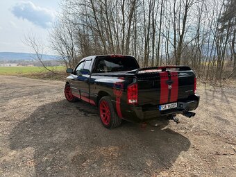 Dodge Ram SRT 10 - 2