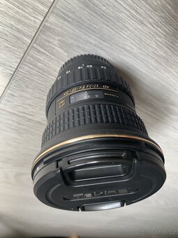 Objektiv Tokina AF 12-24mm/4 v Top stavu - 2