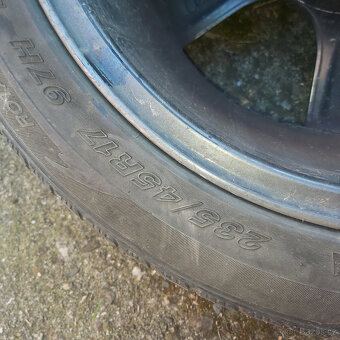 235/45 R17 - 2