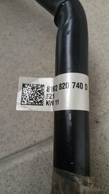 Audi A4 B9 klima trubka 8W2820740D - 2