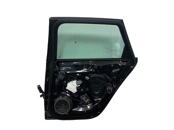 Pravé zadní dveře šedá metalíza LZ7L Audi A4 8K sedan 2010 - 2