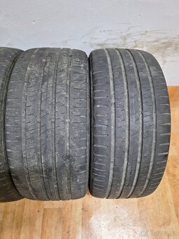 Letní pneu 245/40/18 Barum - 2