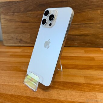 iPhone 15 Pro Max 256GB, bílý Titan (12 měsíců záruka) - 2