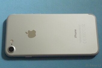 Apple iPhone 7 32 GB Baterie 100% - 2
