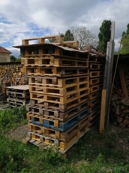 Palety dřevěné - 2