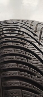 235/45/18 Goodrich g Force Winter2, 7.5mm-6.8mm, 4021. - 2