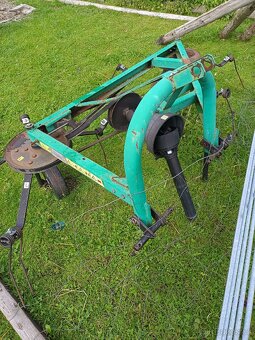 Prodám obracečku a bubnovou sekačku malotraktor - 2