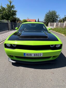 Dodge challenger 5.7 V8 HEMI - 2016 - 2