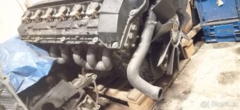 BMW motor E36 m52b28 142kw - 2