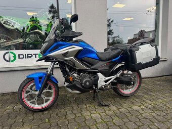 Honda NC 750X 1. majitel 15tis. km - 2