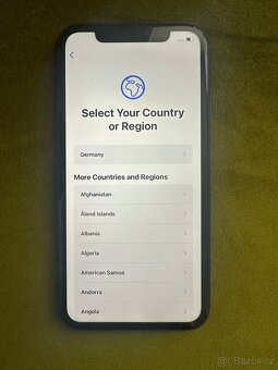 iPhone 11 64GB - 2