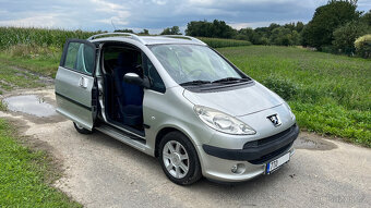 Peugeot 1007 1.4 HDi, 50 kW (2005) - 2