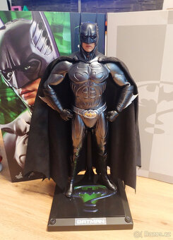 Batman Sonar suit Hot toys MMS593 - 2
