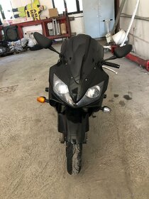 Motonadily honda cbr600 05 bourana - 2