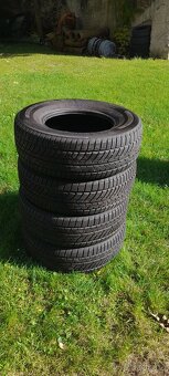 Austone 245/70R16- zimní - 2
