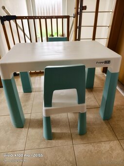 Plastový stůl a židle FreeOne - 2
