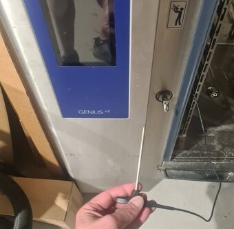 Prodám konvektomat – plynový, 11× GN Eloma - 2