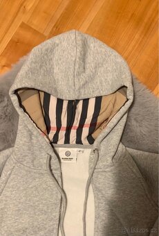 Neoriginální Burberry mikina - 2