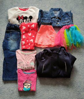 oblečení na holčičku - velikost 98/104 - 11 kusů - 2