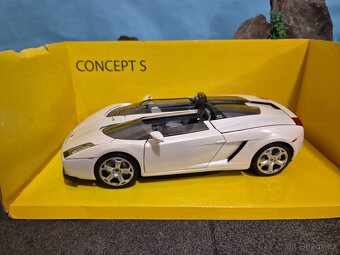 Prodám model 1:18 Lamborghini gallardo concept S - 2