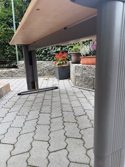 Kancelářské stoly - 2