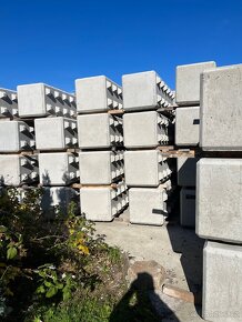Prodám betonové bloky - různé rozměry - 2