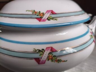 Stará porcelánová polévková mísa - 2