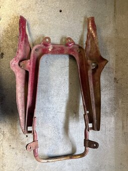 Podsedlový plech Jawa - 2