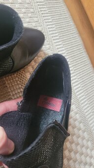 Kožené polokozačky RIEKER - vel. 39 - 2