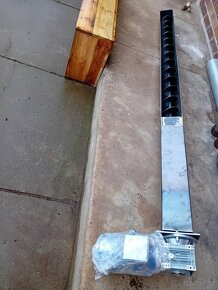 Žlabový dopravník - 2