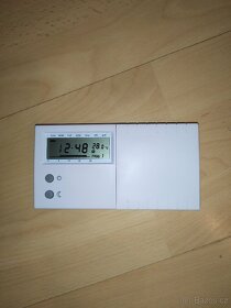 Elektronický termostat s týdenním programem - 2